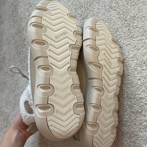 NWT Sorel Explorer II Joan Cozy Boot - Picture 7 of 7